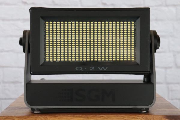 SGM Q-2 W Outdoor LED Flood 110°
