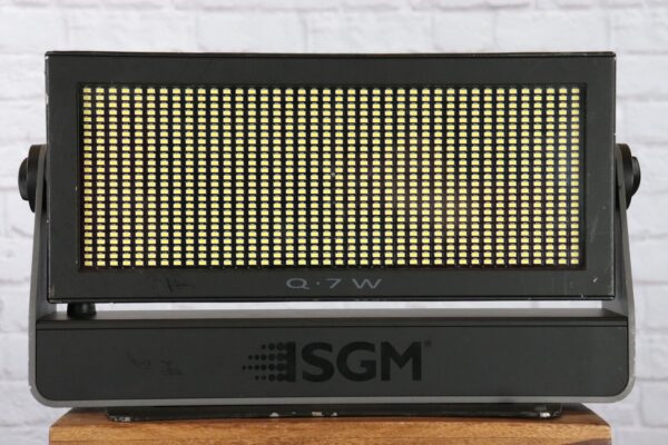 01-SGM-Q7W