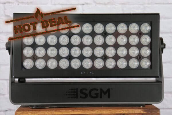 SGM P-5 RGBW Outdoor LED Flood 43°