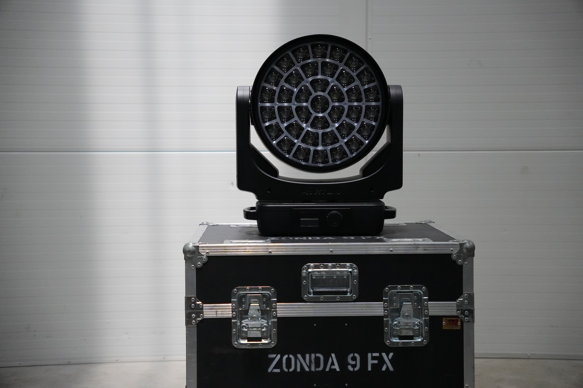 Ayrton Zonda 9 FX (*) – Bild 4